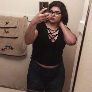 Meet your Posher, Sol